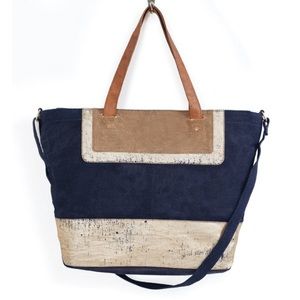 NWOT Mona B Demi Tote✨✨✨